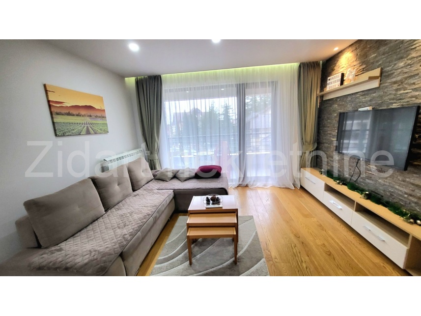 Квартира, 473 м², 132 000$ — FAKTOR